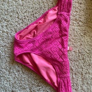 Victoria’s Secret swimsuit bottoms size L